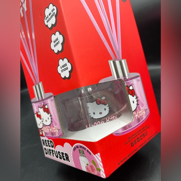Hello Kitty Scented Reed Diffuser - Picture 3 of 13